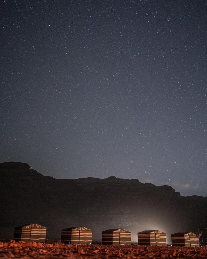 Hotel Magic Bedouin Star & Tours Wadi Rum Exterior foto