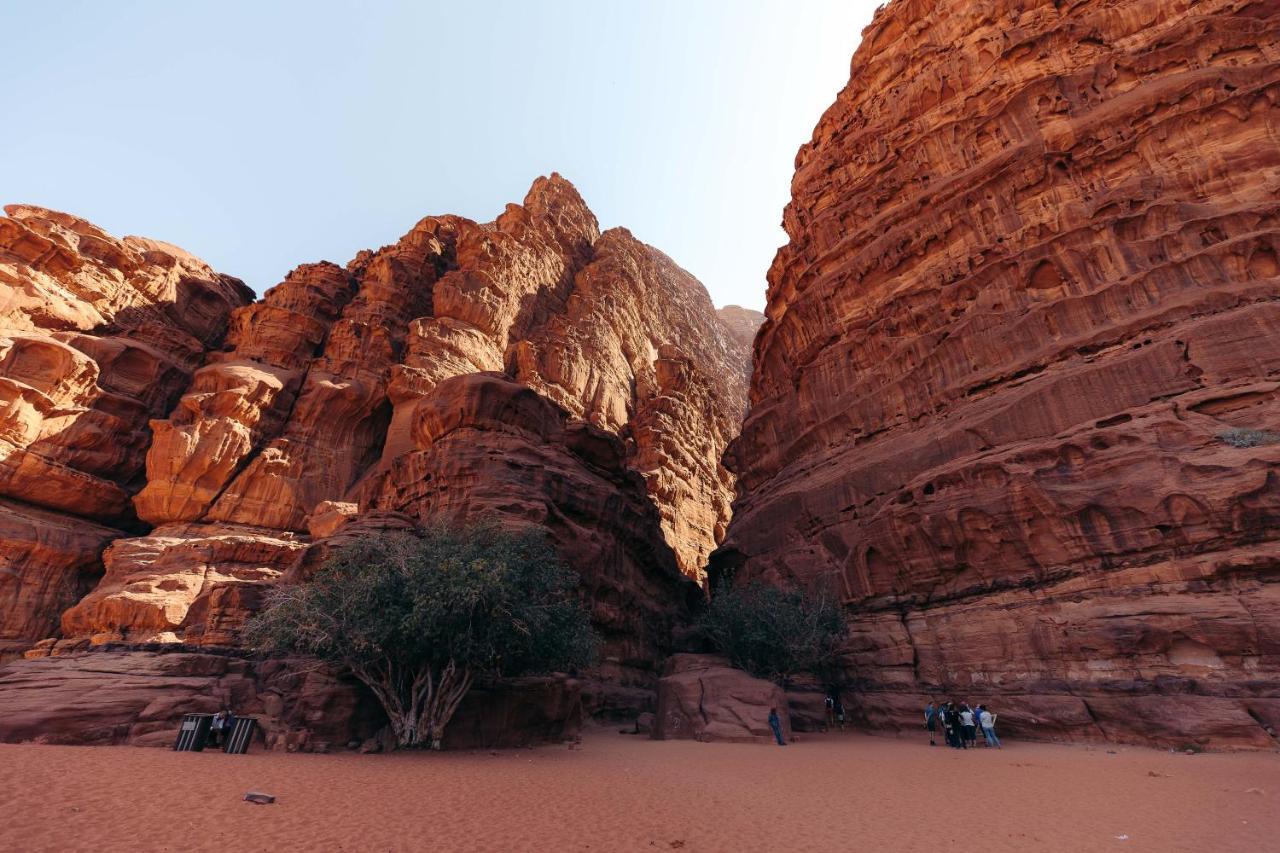 Hotel Magic Bedouin Star & Tours Wadi Rum Exterior foto