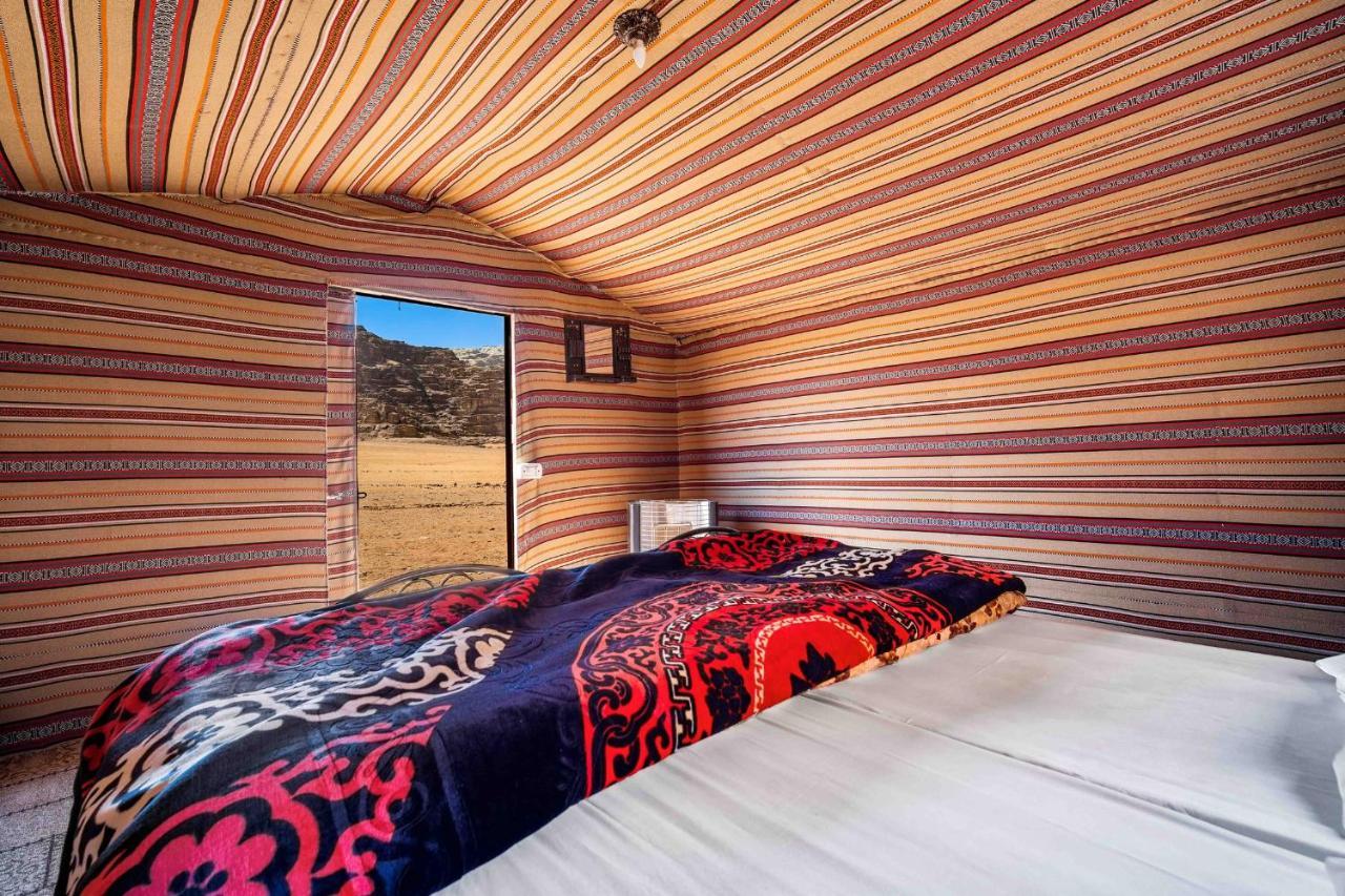 Hotel Magic Bedouin Star & Tours Wadi Rum Exterior foto