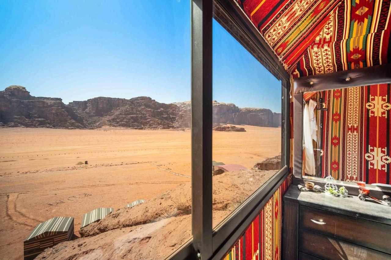 Hotel Magic Bedouin Star & Tours Wadi Rum Exterior foto