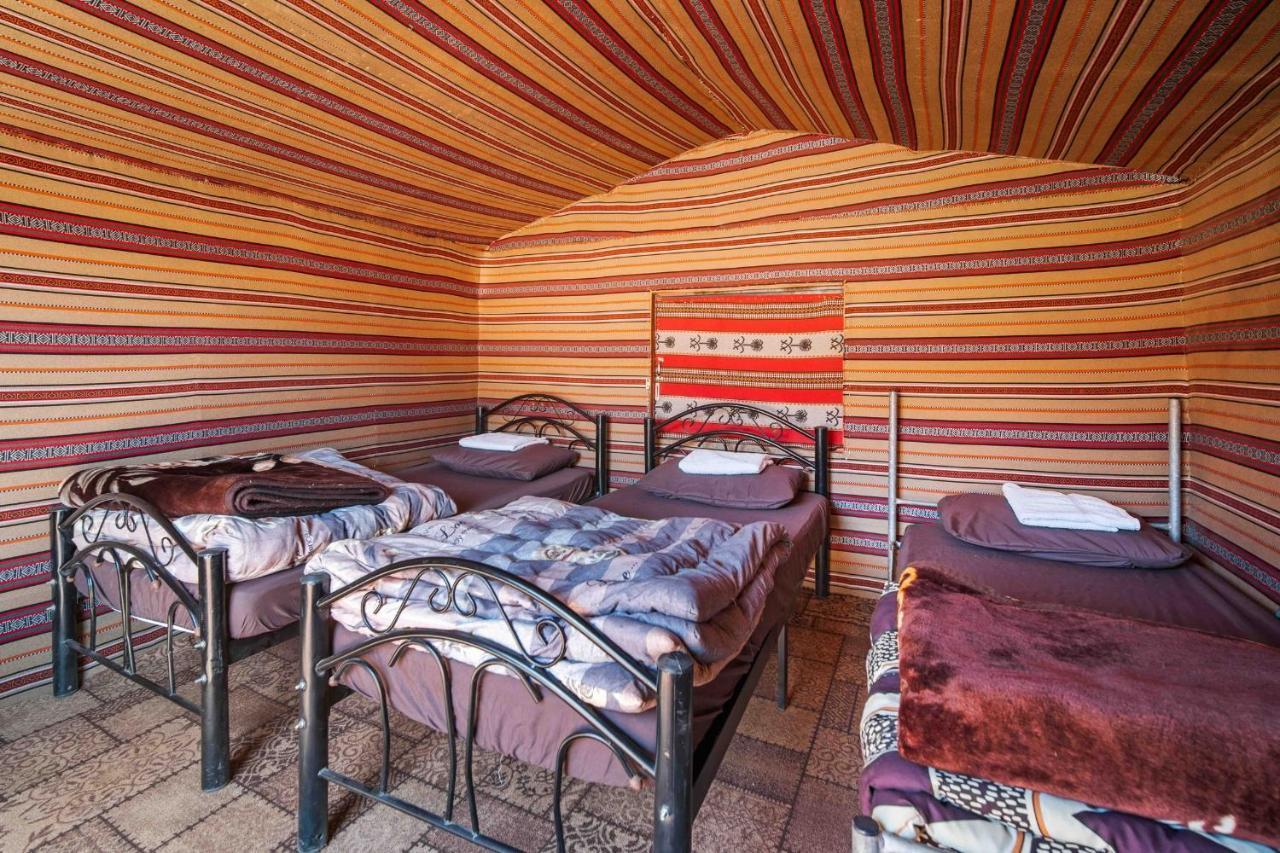 Hotel Magic Bedouin Star & Tours Wadi Rum Exterior foto