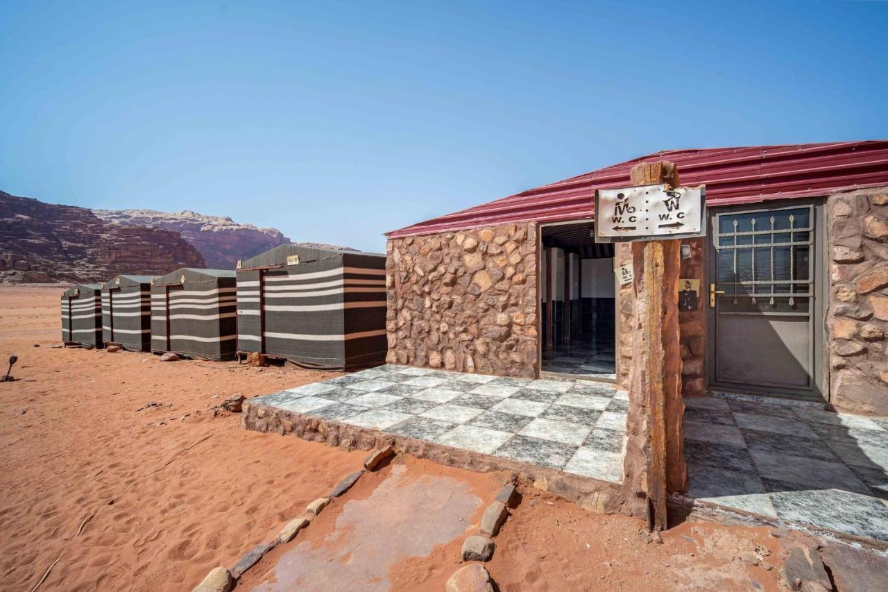 Hotel Magic Bedouin Star & Tours Wadi Rum Exterior foto