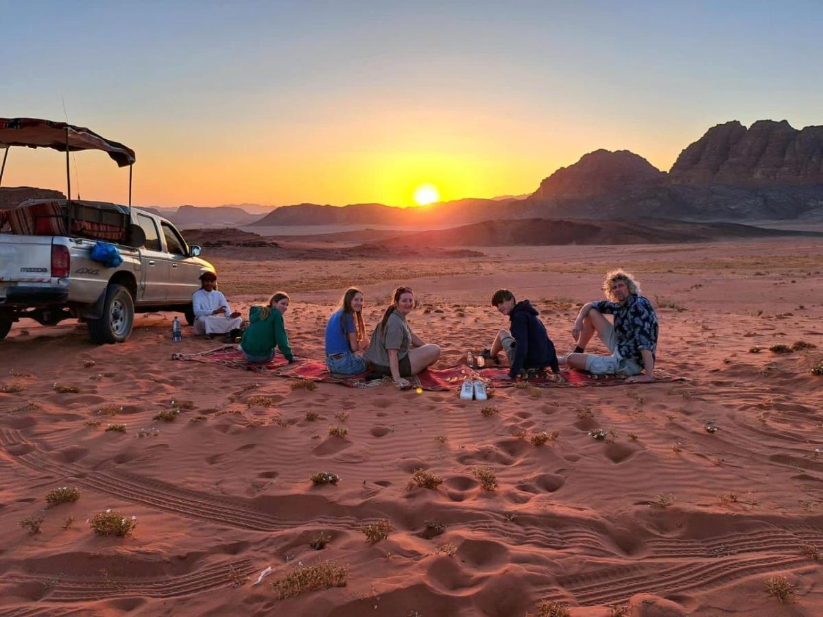 Hotel Magic Bedouin Star & Tours Wadi Rum Exterior foto